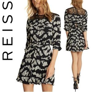 REISS. Beautiful long sleeves Reiss dress
